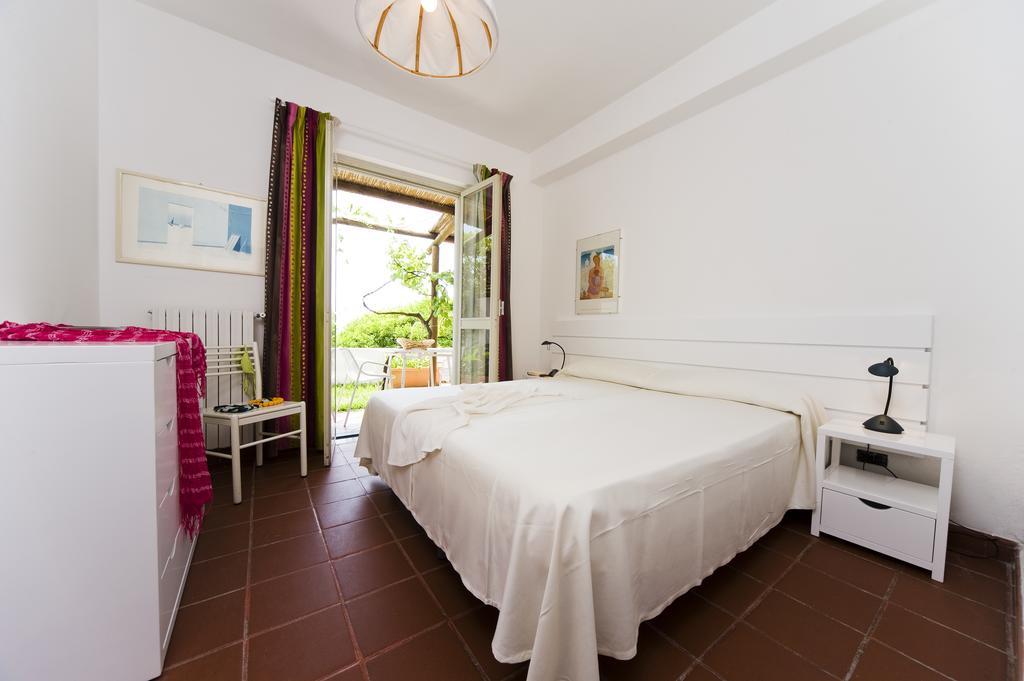 Appartamenti Le Pleiadi - Succhivo D'Ischia Sant'Angelo (Isola d'Ischia) Quarto foto